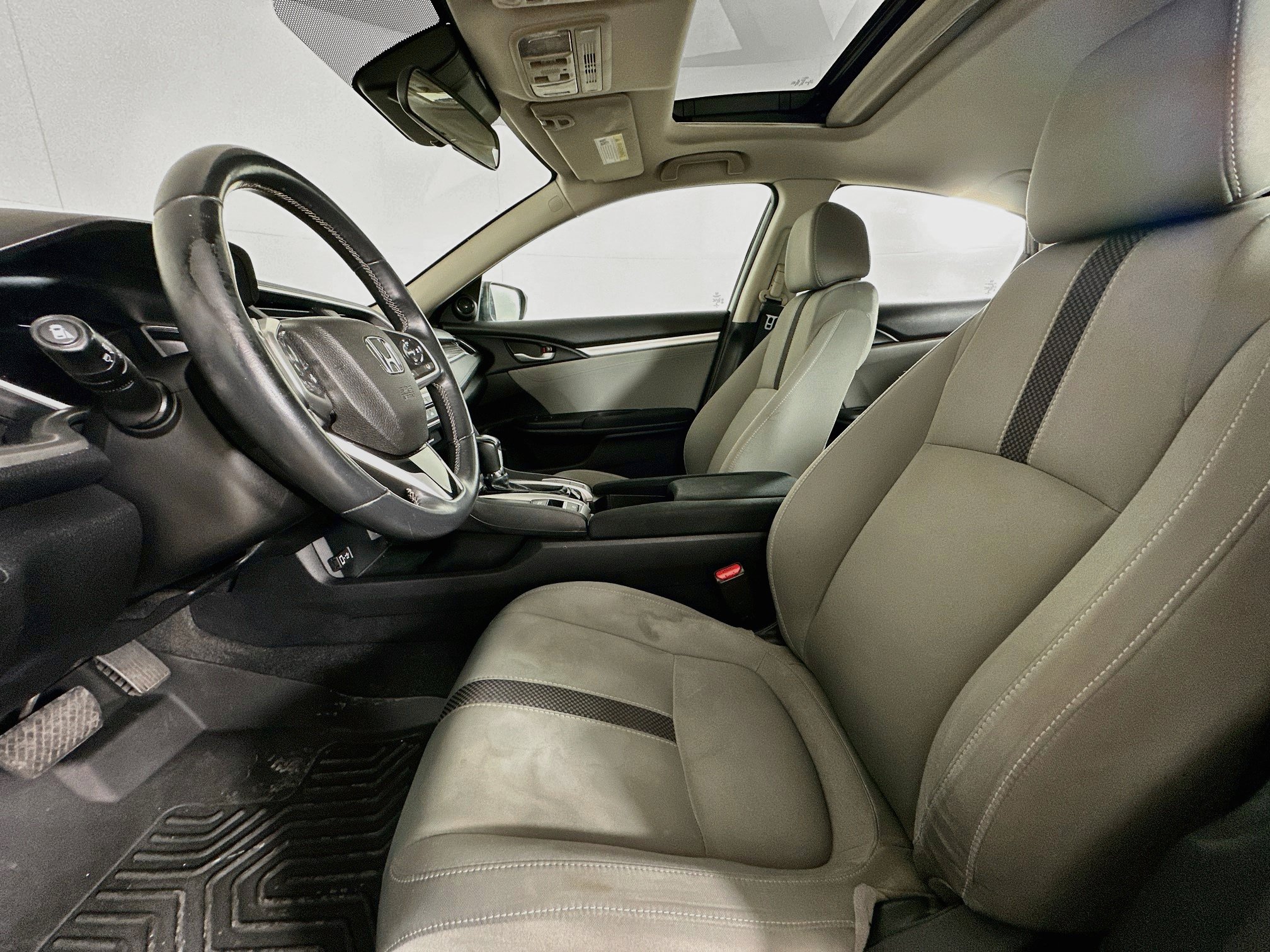 Used 2019 Honda Civic EX image 13