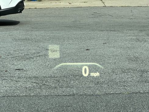 Used 2017 BMW 740i image 23