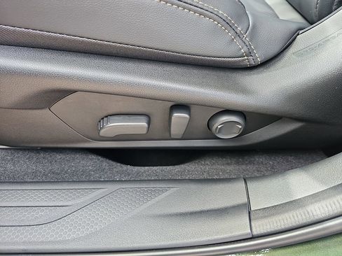New 2026 Subaru Outback Limited AWD/4WD image 30