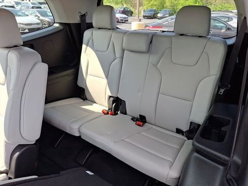 Used 2025 Kia Telluride S AWD/4WD image 11