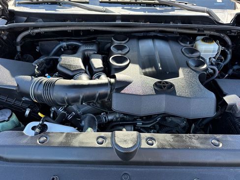 Used 2014 Toyota 4Runner SR5 Premium RWD image 9