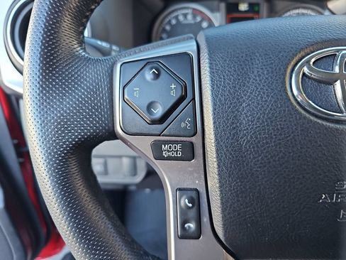 Used 2023 Toyota Tacoma SR5 RWD image 11