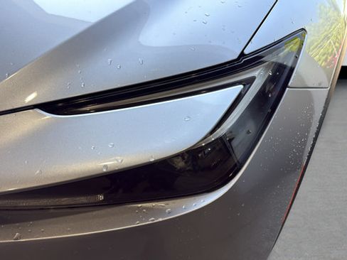 Used 2023 Toyota Prius Prime FWD image 31