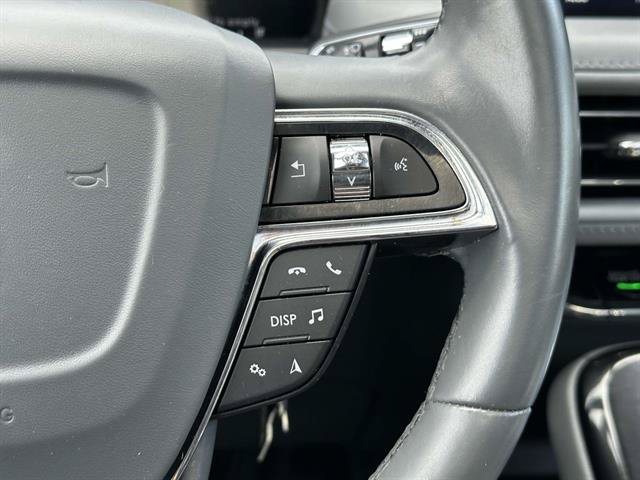 Used 2022 Lincoln Nautilus Reserve AWD/4WD image 16