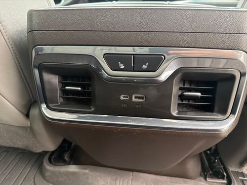 Used 2024 GMC Sierra 1500 SLT w/ SLT Premium Plus Package AWD/4WD image 17