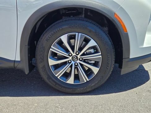 Certified 2025 INFINITI QX60 Pure AWD/4WD image 12