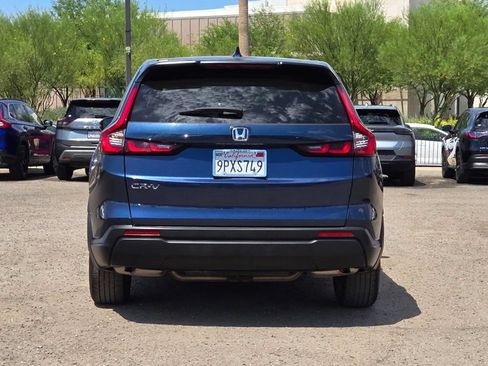 Used 2025 Honda CR-V EX image 5