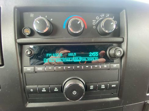 Used 2024 Chevrolet Express 2500 w/ Driver Convenience Package image 26