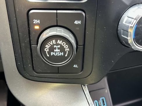 Used 2022 Ford F150 XLT w/ Equipment Group 302A High AWD/4WD image 40