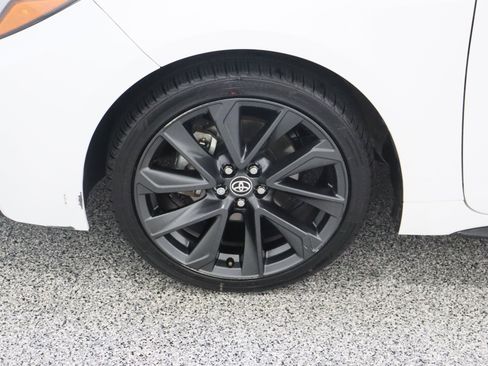 Certified 2024 Toyota Corolla SE FWD image 11