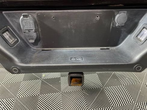 Used 2018 Ford F150 XLT w/ Equipment Group 302A Luxury AWD/4WD image 49