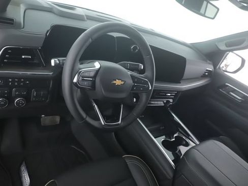 Used 2026 Chevrolet Tahoe Premier w/ Sun And Tow Package AWD/4WD image 17