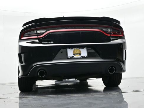 Used 2022 Dodge Charger R/T w/ Blacktop Package image 21