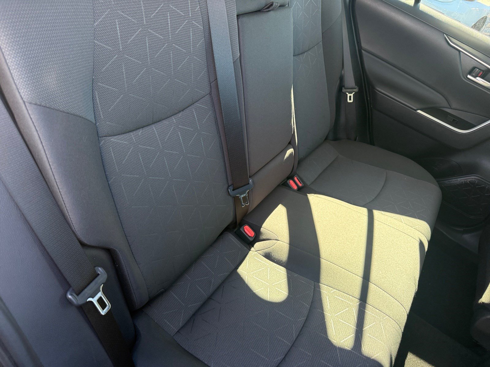 Used 2024 Toyota RAV4 XLE AWD/4WD image 18