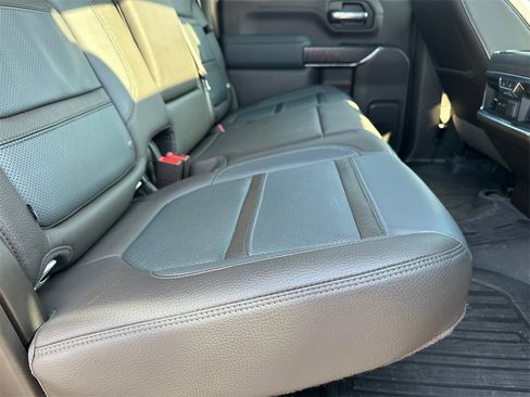 Used 2020 GMC Sierra 2500 Denali w/ Denali Ultimate Package image 16