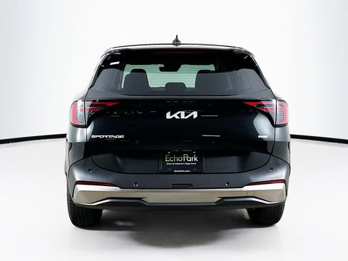 Used 2026 Kia Sportage LX FWD image 7