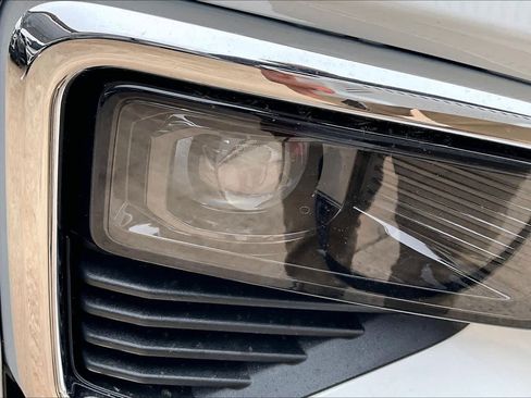 New 2026 Chevrolet Traverse LT w/ Sun and Wheel Package FWD image 14
