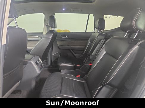 Used 2022 Volkswagen Atlas SEL image 12