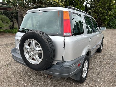 Used 1998 Honda CR-V EX image 16