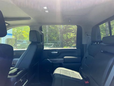 Certified 2022 Chevrolet Silverado 2500 LTZ w/ LTZ Plus Package AWD/4WD image 27