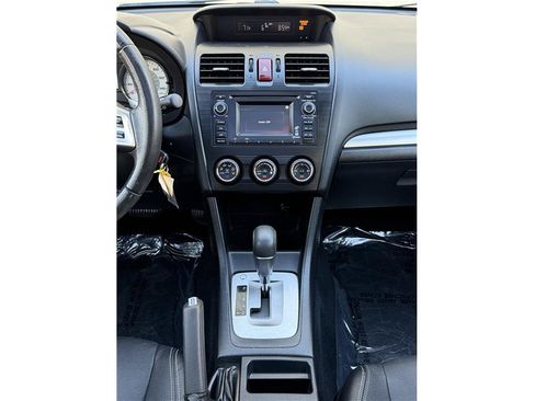Used 2014 Subaru Impreza 2.0i Limited AWD/4WD image 11