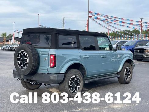 Used 2023 Ford Bronco Outer Banks AWD/4WD image 3