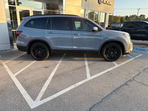 Used 2022 Honda Pilot Black Edition image 8