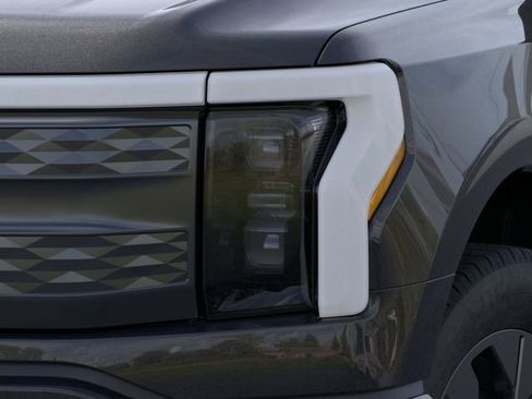 New 2025 Ford F150 Lightning Lariat AWD/4WD image 18
