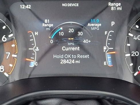 Certified 2024 Jeep Compass Limited image 23