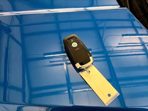 New 2025 Ford Maverick XLT w/ Black Appearance Package image 17