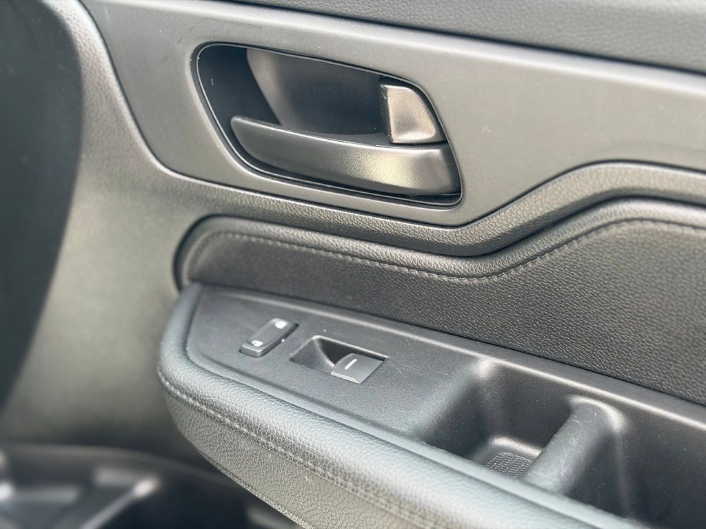 Used 2025 Honda Odyssey Sport-L image 26