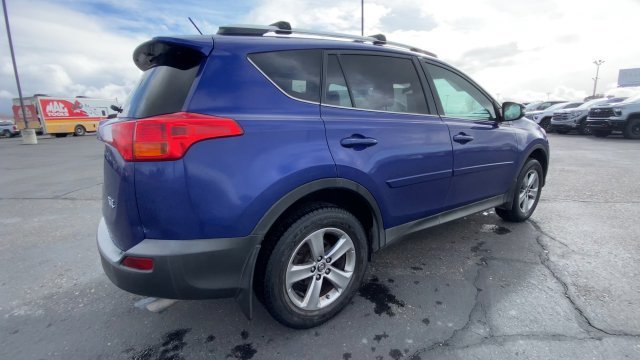 Used 2015 Toyota RAV4 XLE AWD/4WD image 8