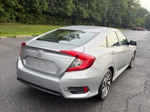 Used 2016 Honda Civic EX image 7
