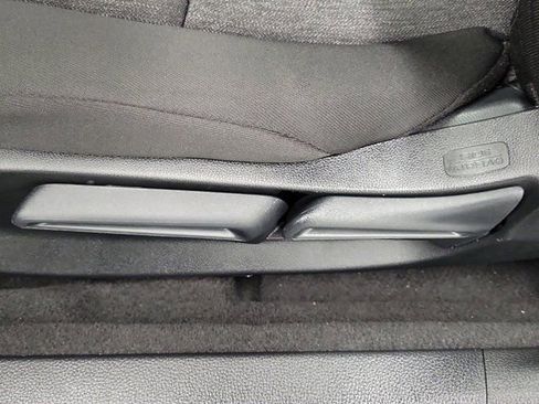 Certified 2025 Honda Accord LX image 23