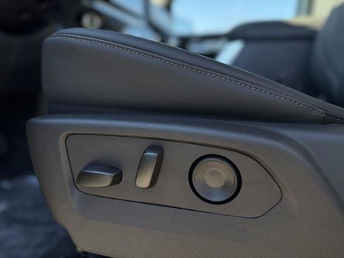 New 2026 GMC Sierra 1500 SLT w/ SLT Premium Plus Package image 10