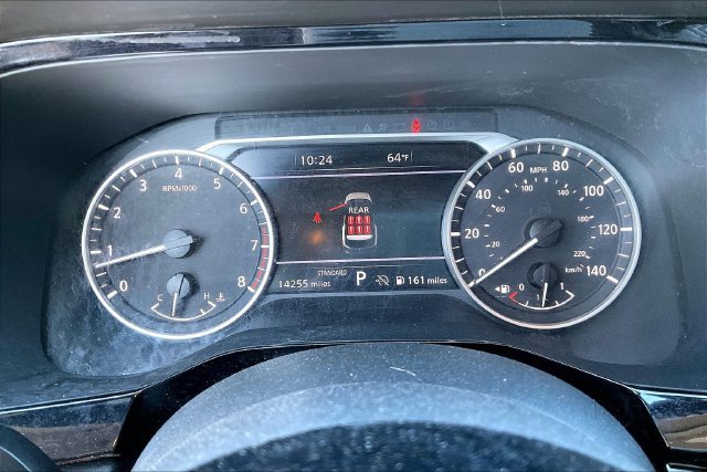 Used 2024 Nissan Pathfinder SL FWD image 18