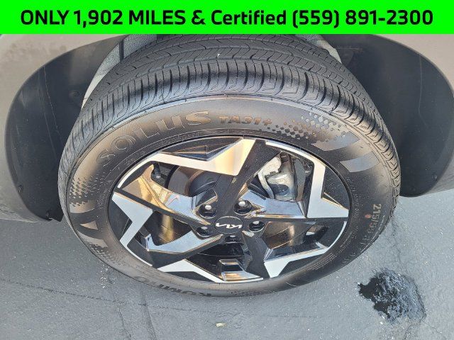 Used 2025 Kia Seltos EX FWD image 26