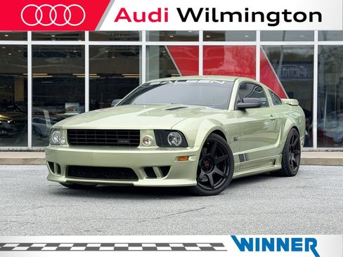 Used 2005 Ford Mustang GT image 1