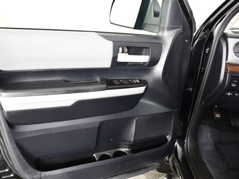 Used 2018 Toyota Tundra Limited AWD/4WD image 40