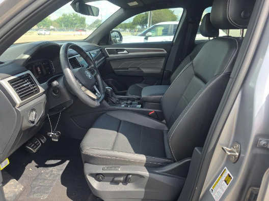 Used 2023 Volkswagen Atlas Cross Sport SEL AWD/4WD image 8