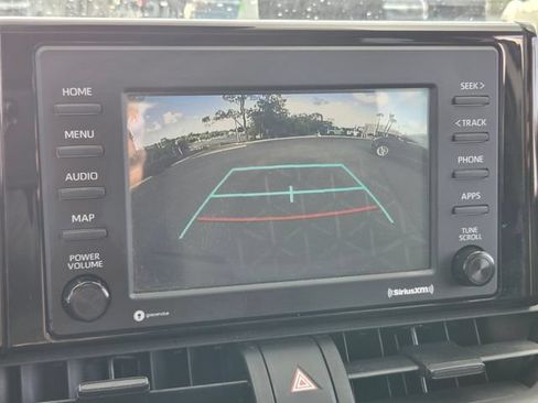 Used 2022 Toyota RAV4 XLE w/ Convenience Package FWD image 23