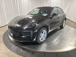 Used 2024 Porsche Macan Base video 1