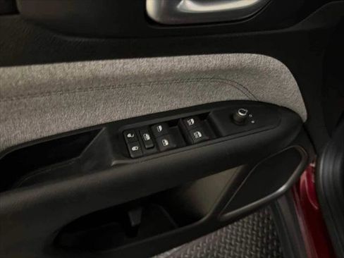 Certified 2022 Jeep Compass Latitude image 21