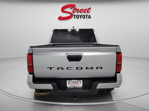 Certified 2024 Toyota Tacoma SR5 image 3