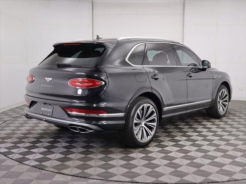 New 2025 Bentley Bentayga image 5