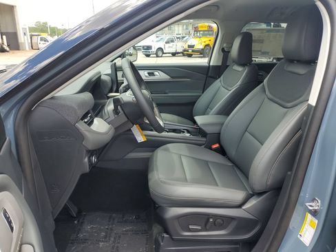 New 2026 Ford Explorer Active AWD/4WD image 12