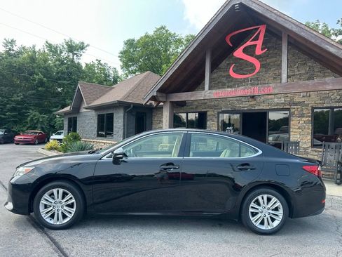 Used 2014 Lexus ES 350 FWD image 2