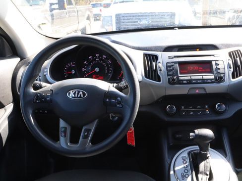 Used 2015 Kia Sportage LX image 9