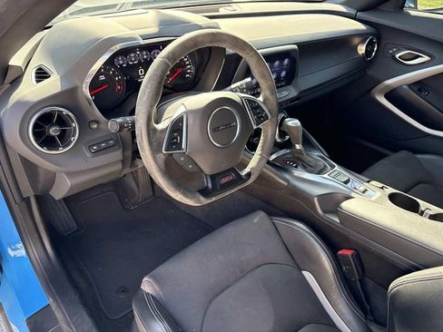 Used 2022 Chevrolet Camaro SS RWD image 12