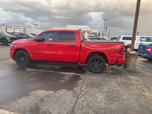 Used 2025 RAM 1500 Laramie w/ Night Edition image 8